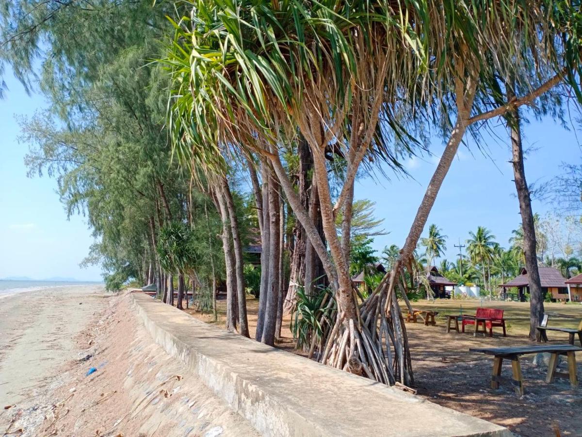 The Chevalley Beach Resort Satun Εξωτερικό φωτογραφία
